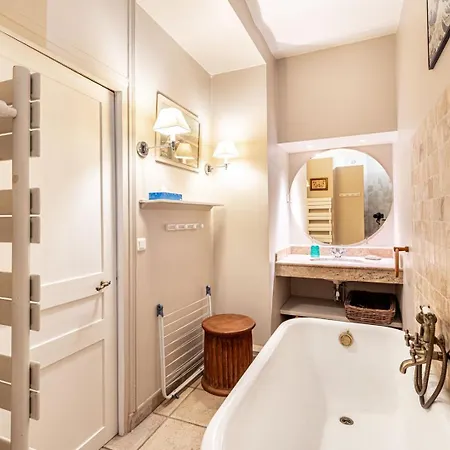 Guestready - Sejour En Famille - Arc De Triomphe 아파트 *