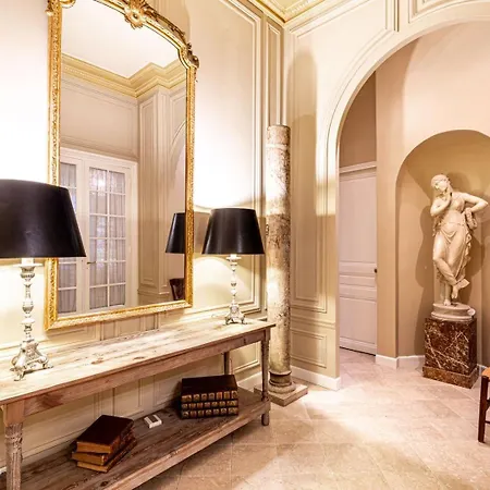 Guestready - En Famille - Arc De Triomphe Appartement *