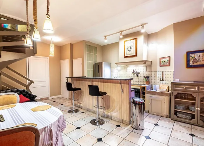 Guestready - En Famille - Arc De Triomphe Paris