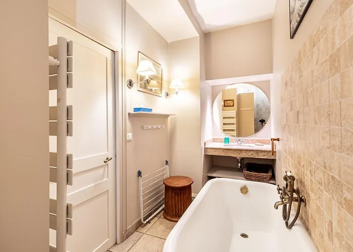 Guestready - En Famille - Arc De Triomphe Appartement *